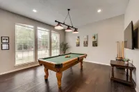 Texan House Near Lake 4 Bed 3 Bath Hot Tub*