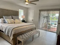 A Happy Place waiting for you. Just 7 minutes away from Fisherman’s Village!