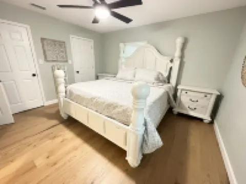 Milton's Remodeled Cozy Retreat- 30min to Beaches and 4 min to Blackwater River Hoteles en Milton