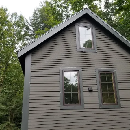 Northwoods Guest  Cabin & Porch Overlooking Private Woods and Stream