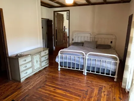 True Fisherman's Cabin on Private Lake