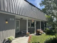 Idyllic apartment near the Tetons and Yellowstone