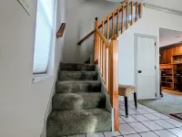 CUSTOM HOME, WALK TO RESTAURANTS, GROCERY, PARK, PETS&420 OK,COOL NEIGHBORHOOD