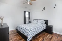 Modern, Relaxing, Peaceful home near Furniture Market and High Point University