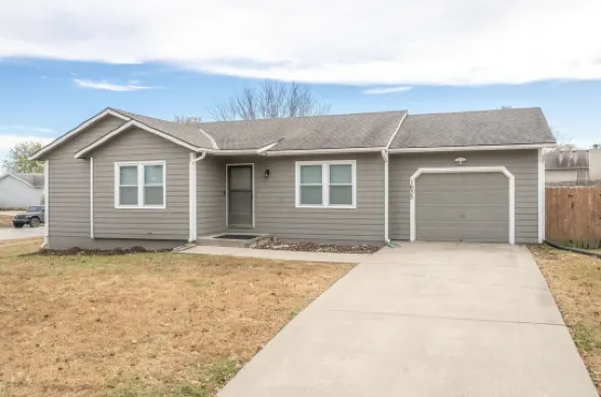 Eudora House with Epic Game Room