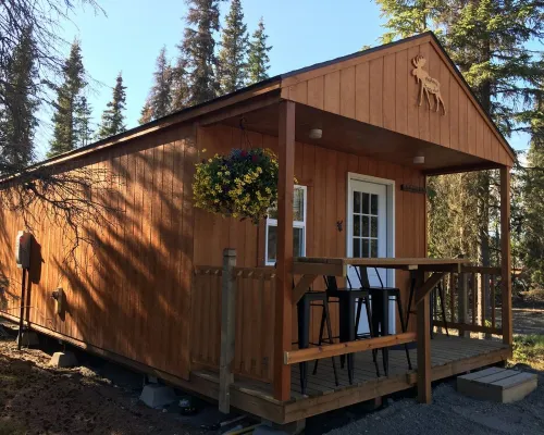 Meghan’s Mighty Moose-  spacious family cabin Hotels in Cohoe