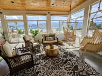 Stylish Osoyoos Lakeview Oasis w/ Private Pool, Game room,  Sunroom!