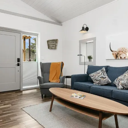Adorable Modern Guesthouse - West Downtown Boise