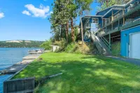 Incredible Waterfront Lakehouse on Liberty Lake