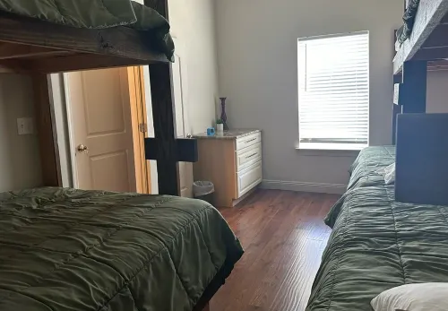 Bayou Paradise Lodge 3Bed 2Bath Bunk Delacroix Fish Camp Sleep 2-24 w/Cargo Lift