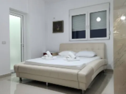 Cozy Apartment in Fier, Albania - City Center Retreat Hotels in Fier