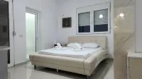 Cozy Apartment in Fier, Albania - City Center Retreat Hotels in Fier