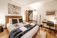 Zen Japanese Catskills Cabin, w/Fireplace, Tatami, Mtn Views, 15 Min to Skiing Hotels in Roxbury