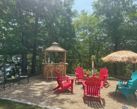 Waterfront, private, 2 bedroom apartment Hotel di Wareham