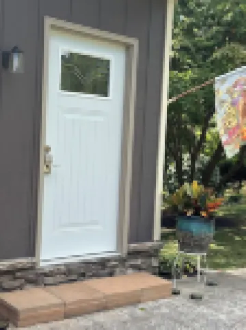 Newly remodeled apartment in a serene setting!