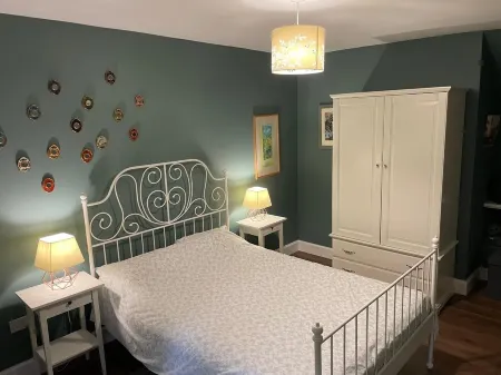 Cosy cottage located 25 minutes from Edinburgh City Centre