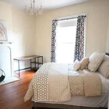 4 Bedroom Memphis Historic Home and Summer In-ground Swimming Pool