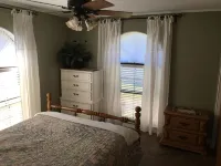 Manatee point vacation rental Отели рядом с достопримечательностью «Парк штата 7 Майл Луп Трейлхед Кристал Ривер Презерв»