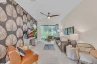 *New Construction Luxury Townhome 3mi to downtown*