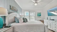 Updated - Dolphins - MOM Clean - Waterfront- Lux 4 Bedroom / 3 Bath (Unit #203)