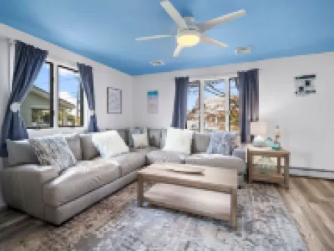 Brigantine Private Oasis w/ 3 Bedroom+Loft & Inground pool w/slide *Pet Friendly Hotels in Brigantine