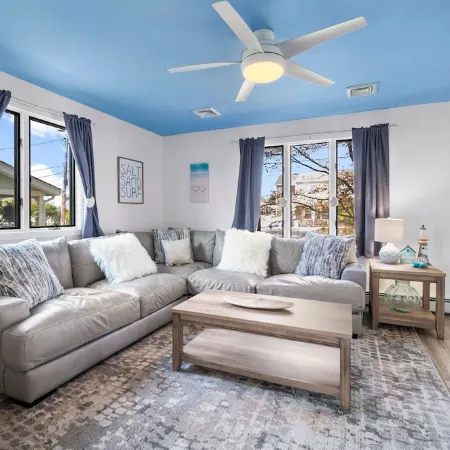 Brigantine Private Oasis w/ 3 Bedroom+Loft & Inground pool w/slide *Pet Friendly