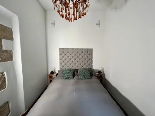 Luxurious Bolthole