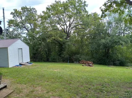 Ozark Family Getaway in beautiful Warsaw.