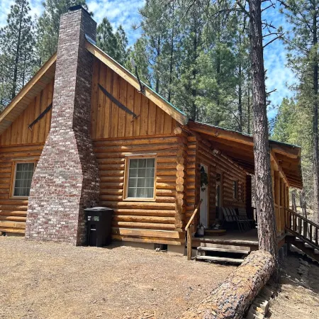 Peaceful Log Cabin - Just 45 Minutes From Beautiful Crater Lake!
