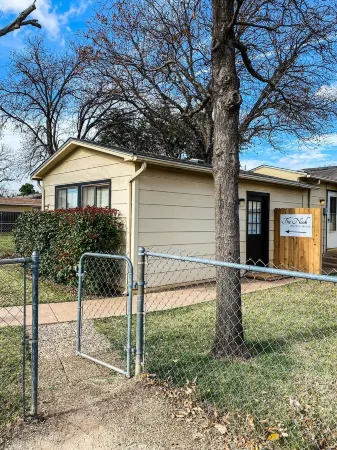 The Nook - Cozy 1/1 Guesthouse Near ACU