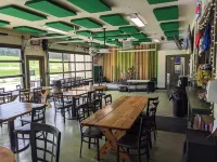 Sunset Cove Lakehouse 4-bedroom House with Views Closest to the Park - Boat Ramp