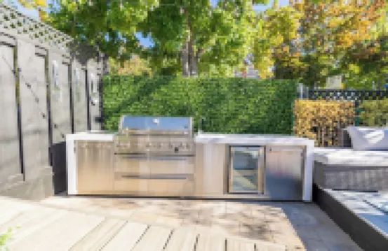 Hidden Gem - Luxury Living - Walk Everywhere