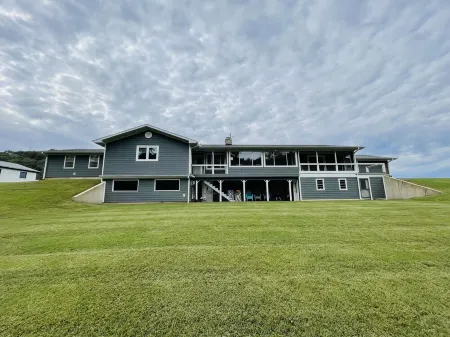 Large Family Home with Private Dock and Launch Ramp