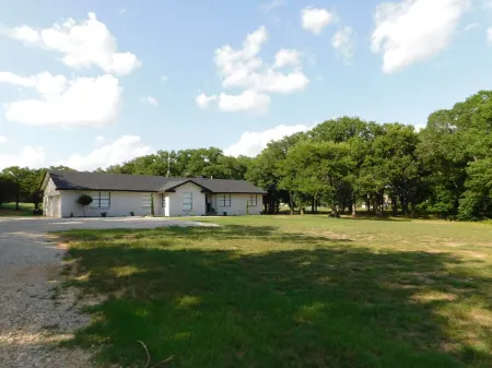 CANAIMA VILLA Отели в г. Вэзерфорд