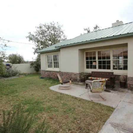 Blue Agave Bungalow - Your Perfect Spot To Escape The Hustle And Bustle!