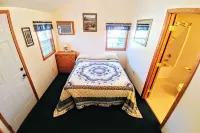 Antelope Loft: Cabins @ Creekside #6