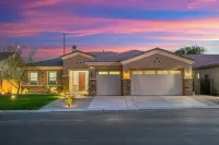 Lakeside Indio Escape: Game Room W/ AC