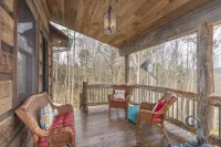 Cedar Cliff Cabin at Rivers Edge Rentals. Luxurious reclaimed 125 year old cabin