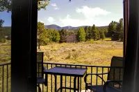 The PeakView Haven Condo - SnowFire 207B - 4-stjärniga