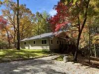 Wolf Ridge Retreat. Comfortable, peaceful retreat in the Blue Ridge Mountains - 무료 와이파이