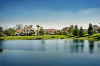 The Whitehouse SuiteYour Personal  Entertainment Space!