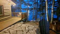 Rustic Log Cabin/Modern Addition - Pontoon, Bunk House, Hot Tub - Woman Chain - Chalets