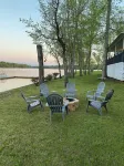 Inspirational Lake Front Escape