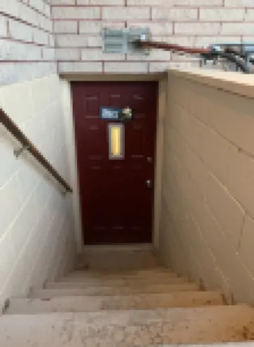 Cozy Downtown Zen Destination