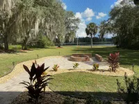 Mediterranean/Spanish Estate Home on Lake Sidney Hotels in Deltona