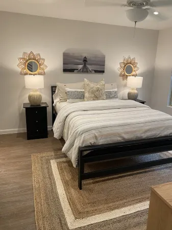 Beautiful waterfront condo on Aransas Bay. Pool. Lighted Pier. Tennis. Boat Slip