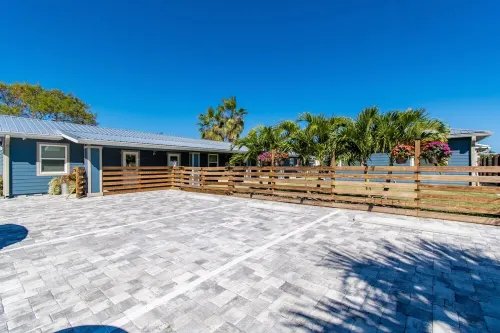 Johns Pass Fisherman's Cove & Cottage