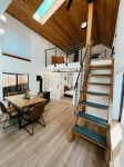 Modern Bungalow - Pet Friendly - Close to downtown