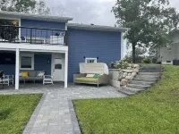 Perfect lake home for a family get away - Only 1 hour from metro