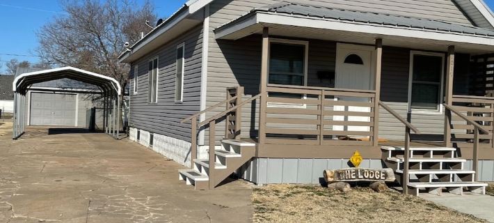 The Lodge in Great Bend Hotels in Barton County